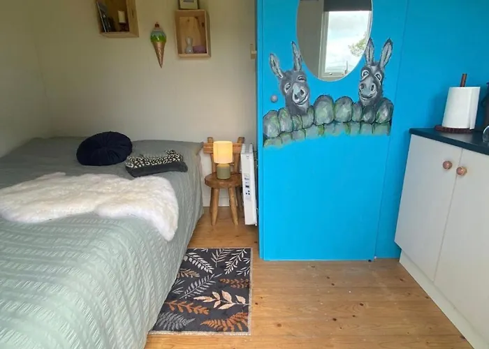 Wooly Huts Grey 웨스트포트